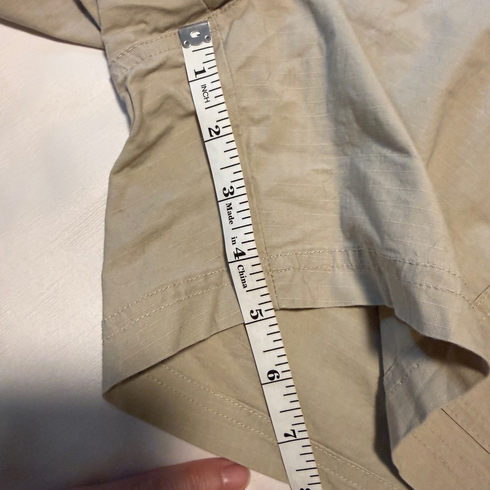 Columbia Omni Shade Khaki Cargo Shorts Size 12W - Picture 9 of 12